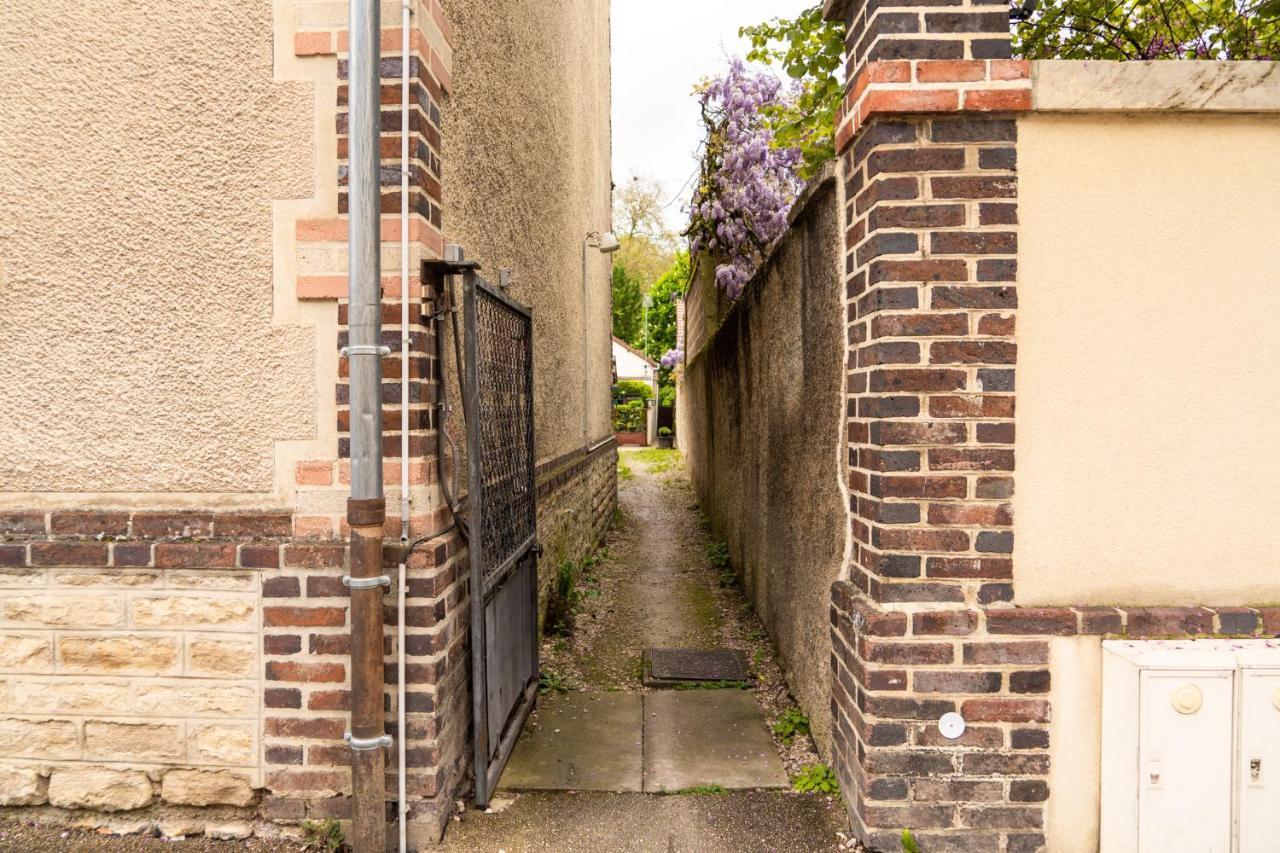 Appartement Cozy Avec Stationnement Gratuit Saint-André-les-Vergers Extérieur photo